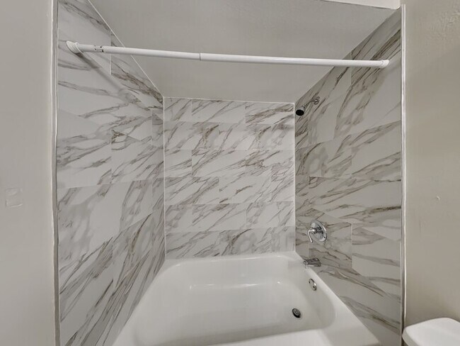 Building Photo - 1921 Truman Rd