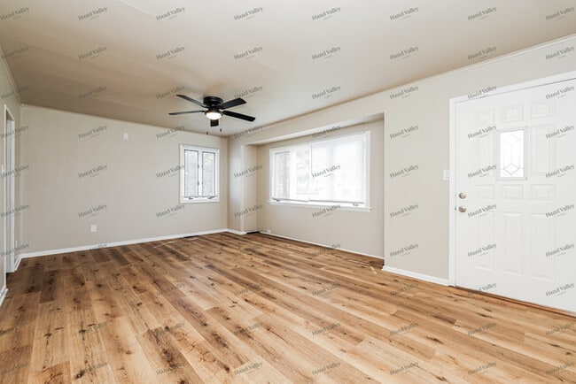 Building Photo - 2981 Kerwood Dr