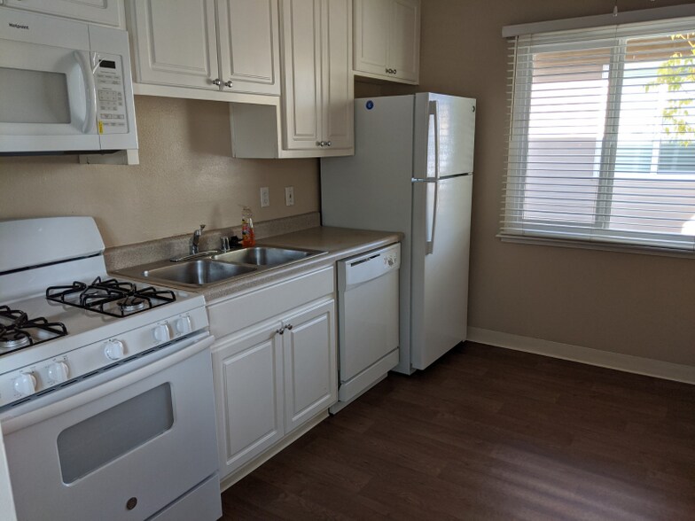 Building Photo - 612 Stafford St