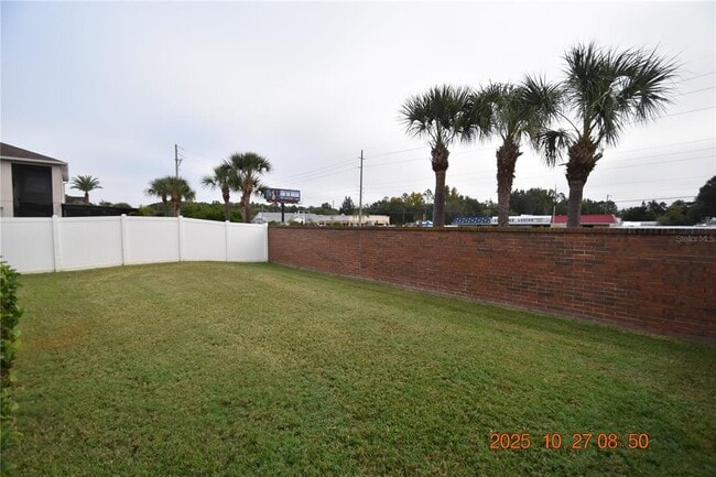 Building Photo - 8806 Cameron Crest Dr