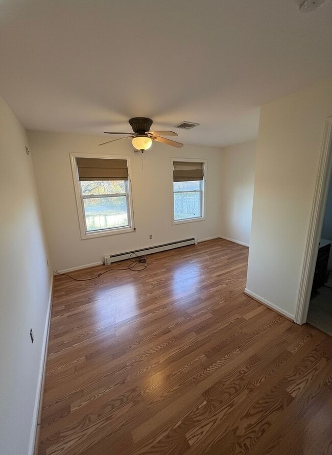 Building Photo - Lakefront 3-Bedroom Home with Dock & Stunning Views