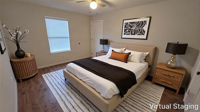 Building Photo - 10705 Braes Bend Dr