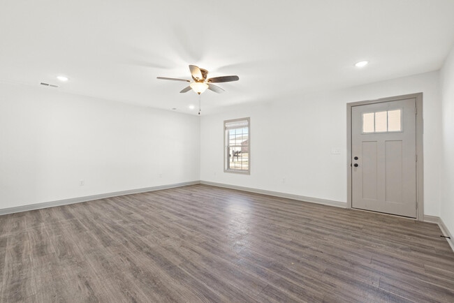 Building Photo - 118 Morning View Rd