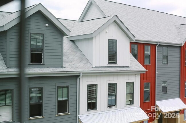 Building Photo - 4106 Anker Haus Dr