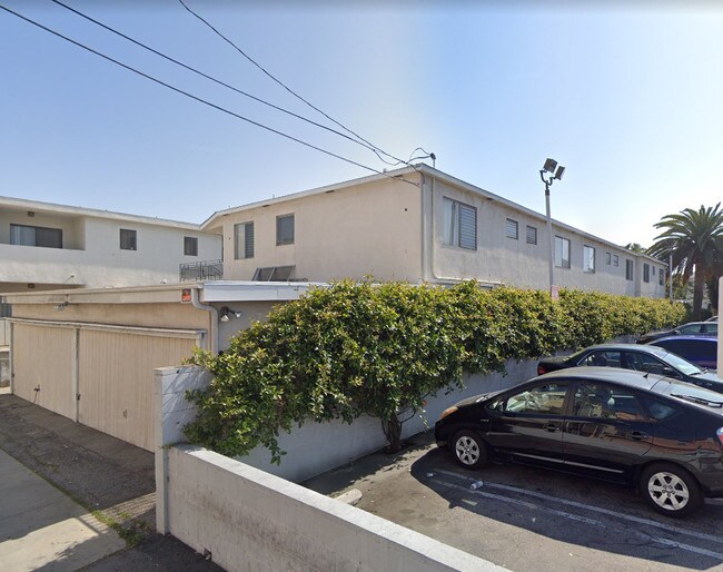 Primary Photo - 1221 10th St