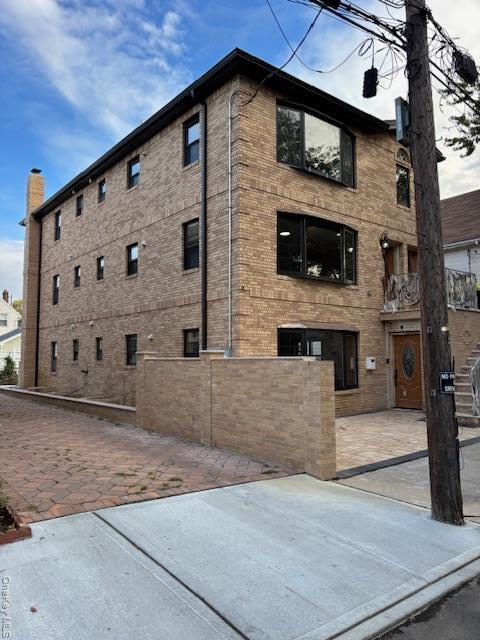 Building Photo - 104-28 94th Ave