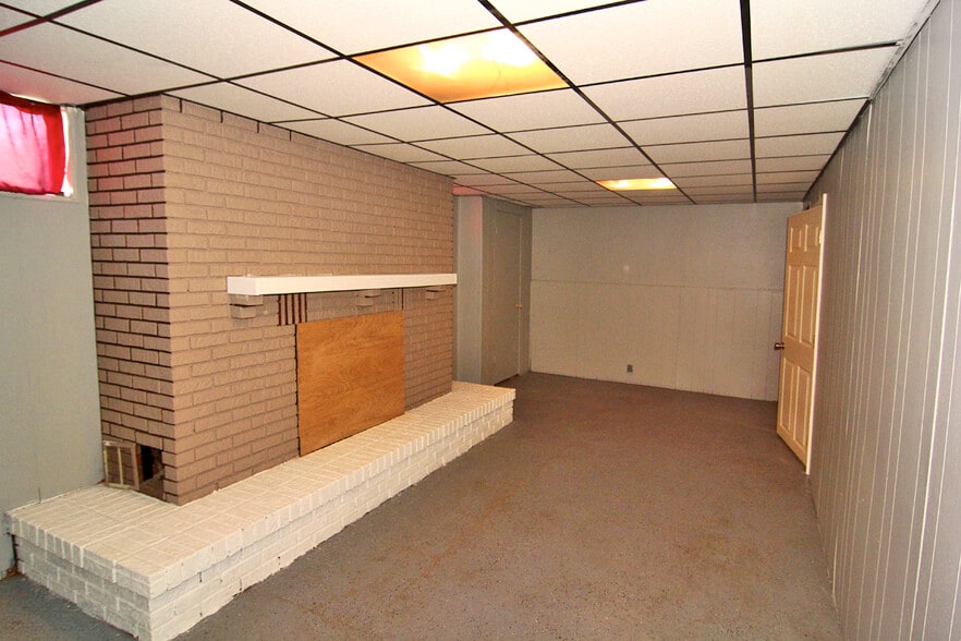 Building Photo - 1420 Wayne St