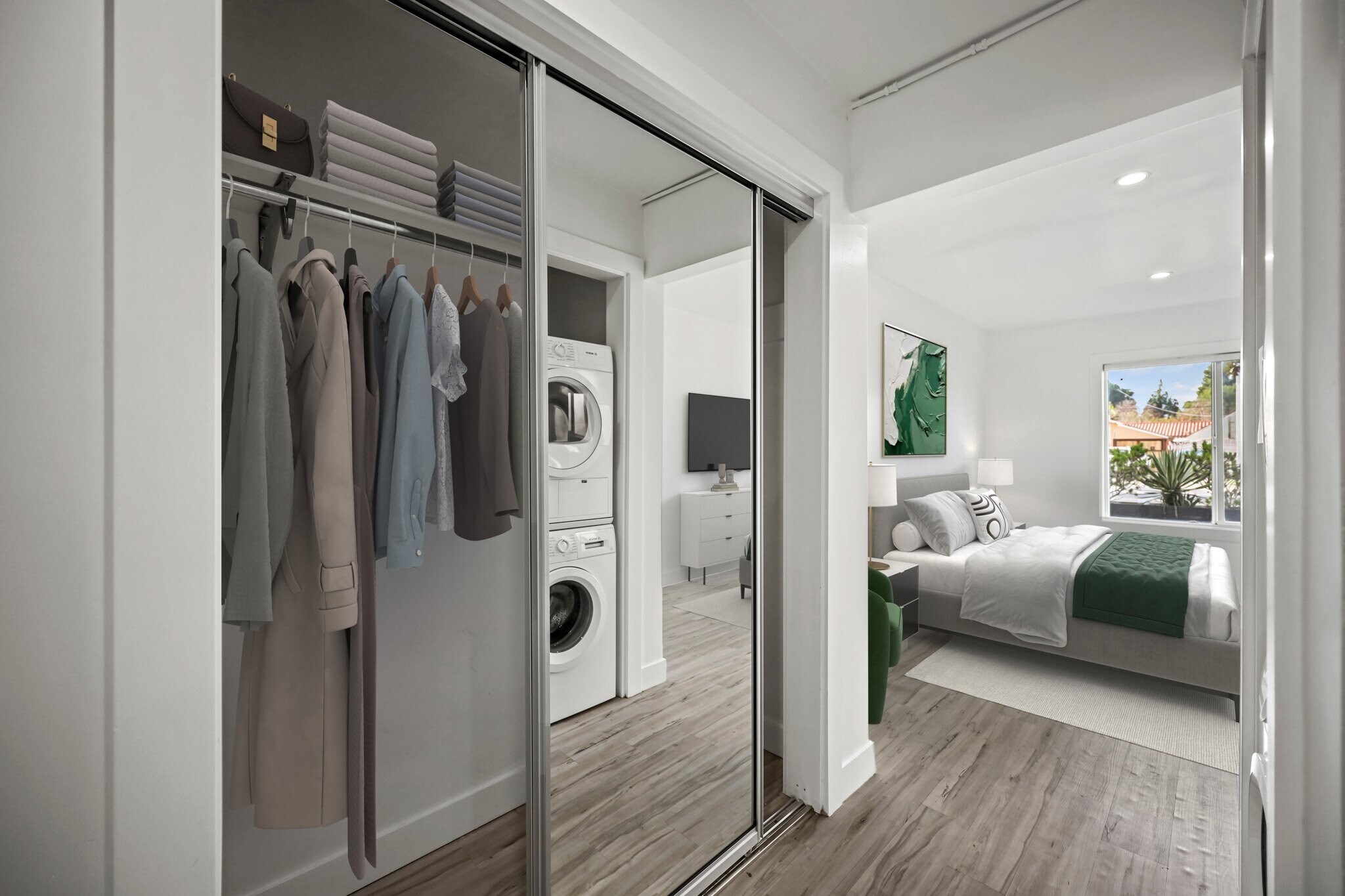 Building Photo - 1101 N Flower St