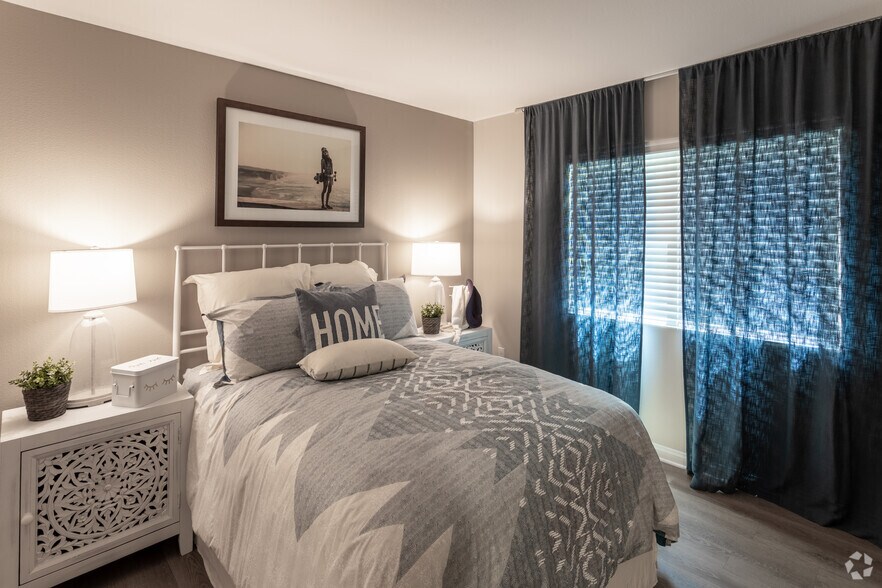 LAS CASITAS 13500 Live Oak St Hesperia CA 92345 Apartment Finder