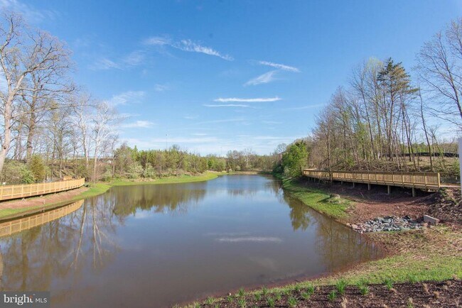 Building Photo - 4939 Trail Vista Ln