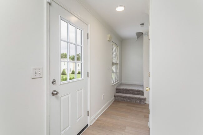 Building Photo - 3956 Archibald Way