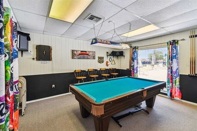 Building Photo - 9032 Mission Oaks Blvd