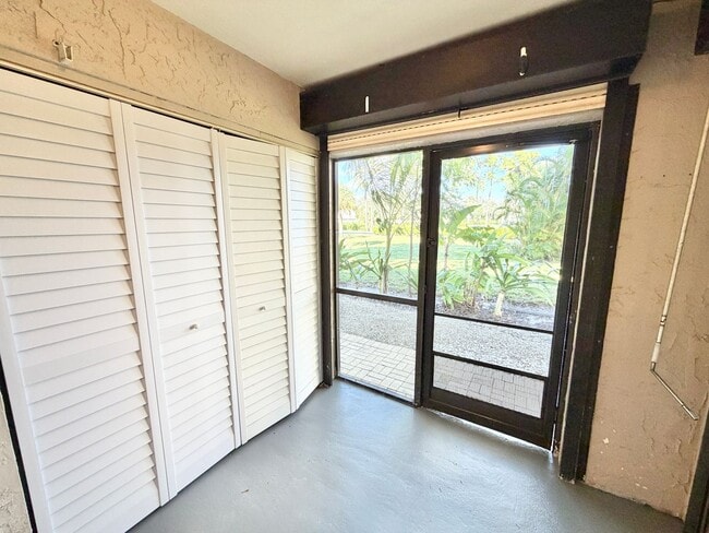 Building Photo - **LELY COUNTRY CLUB** 2 BED + LOFT / 2 BAT...