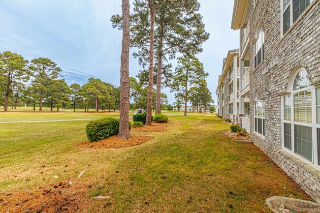 Building Photo - 4627 Wild Iris Dr