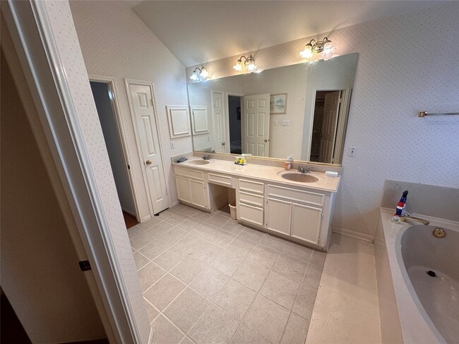 Building Photo - 4506 Colony Hills Dr