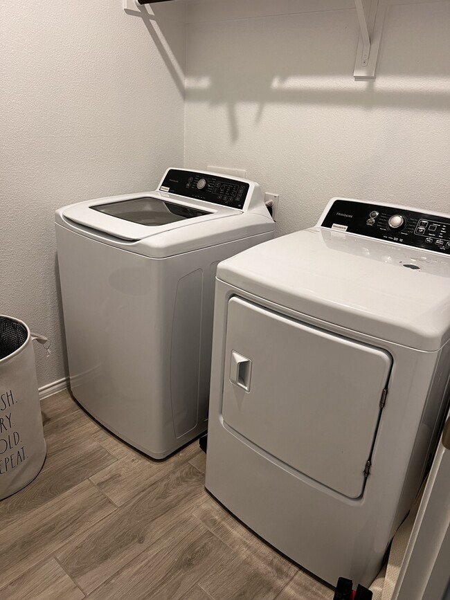 Building Photo - 3226 Sioux Trl