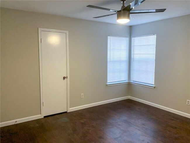 Building Photo - 11803 Lochridge Dr