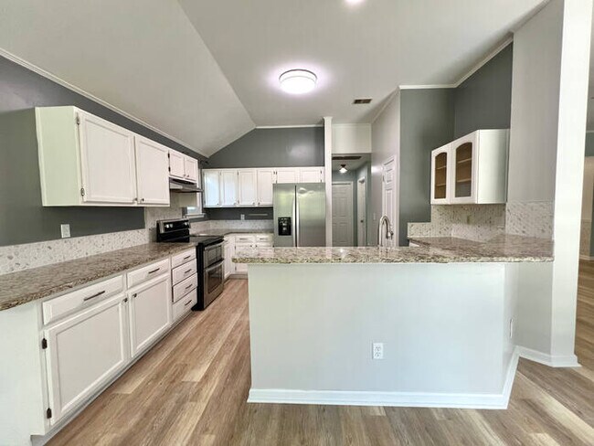 Building Photo - 104 Weatherby Ct