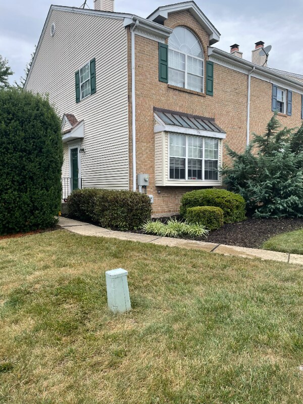 Primary Photo - 36 Stafford Square