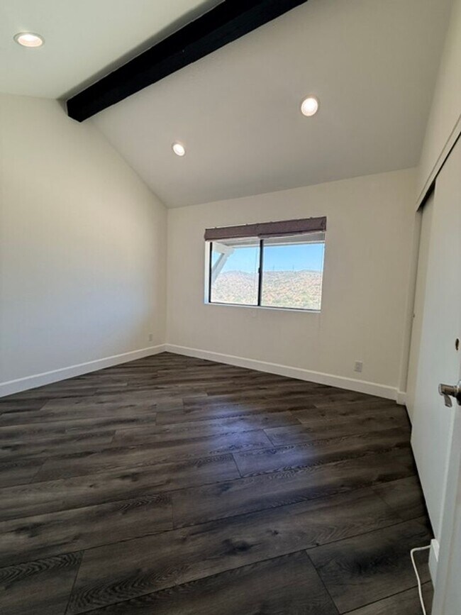 Building Photo - Fully updated condo in Spring Valley/ Rancho San Diego