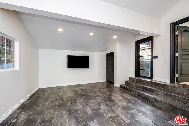 Building Photo - 1600 Benedict Canyon Drive