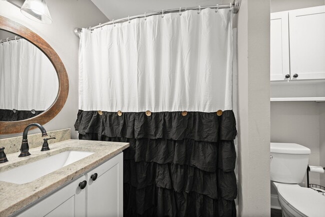 Building Photo - 23705 Walker South Rd