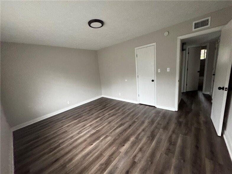 Building Photo - 393 Stone Mountain St