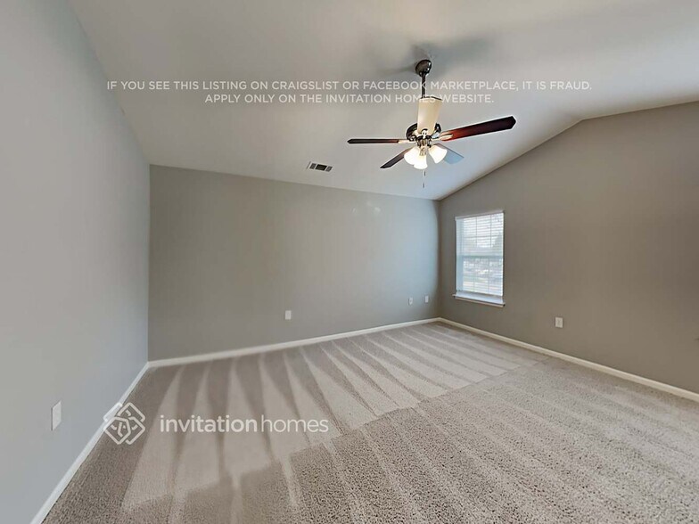 Building Photo - 341 Hunslet Cir