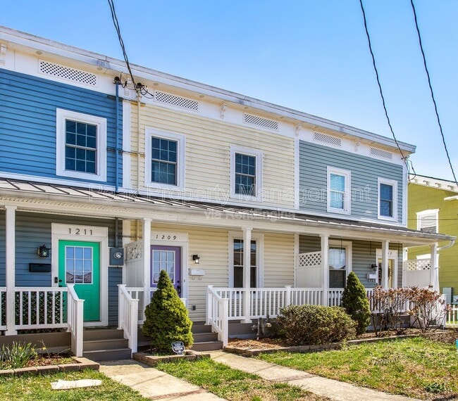 Building Photo - 1209 N 29th St