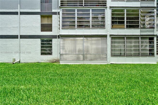 Building Photo - 8320 Sands Point Blvd