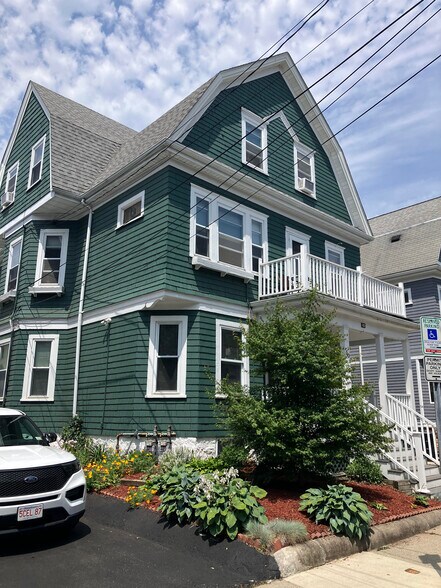 Building Photo - 50 Bromfield Rd