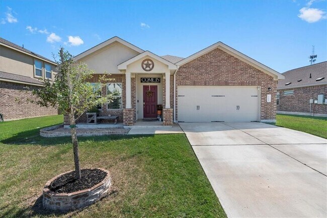 Building Photo - 1104 Hillrose Dr