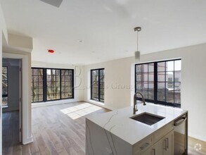 Building Photo - 1 bedroom in ASTORIA NY 11102