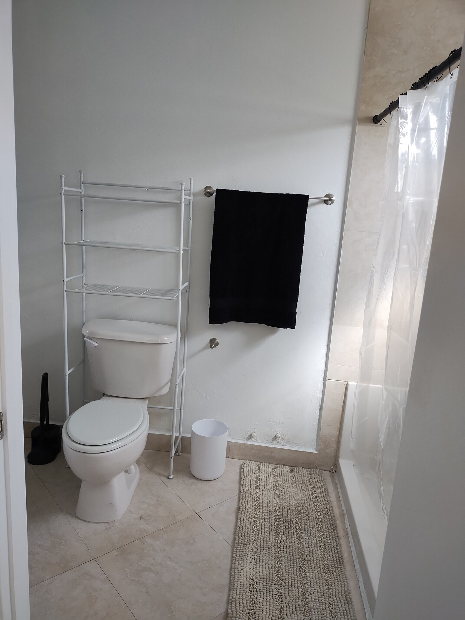 Spacious bathroom - 6999 W 25th Ave