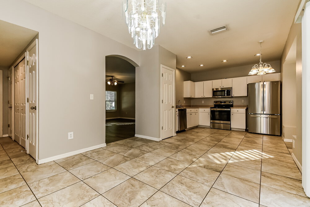 Building Photo - 6507 Summer Cove Dr