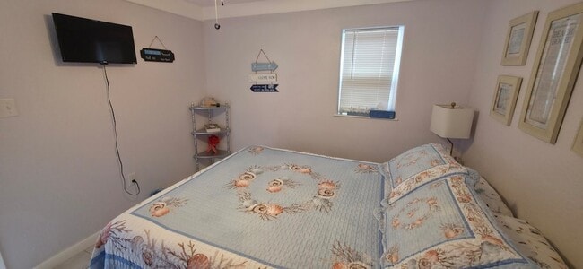 Building Photo - 1915 Avenue O