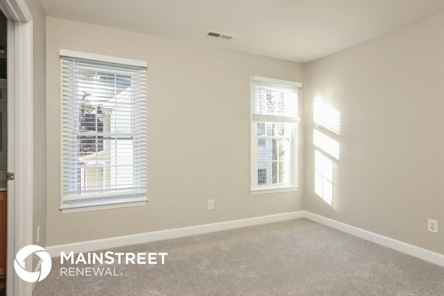 Building Photo - 808 Siena Dr