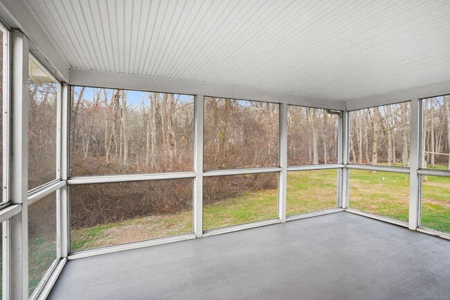 Building Photo - 132 Toll House Ln