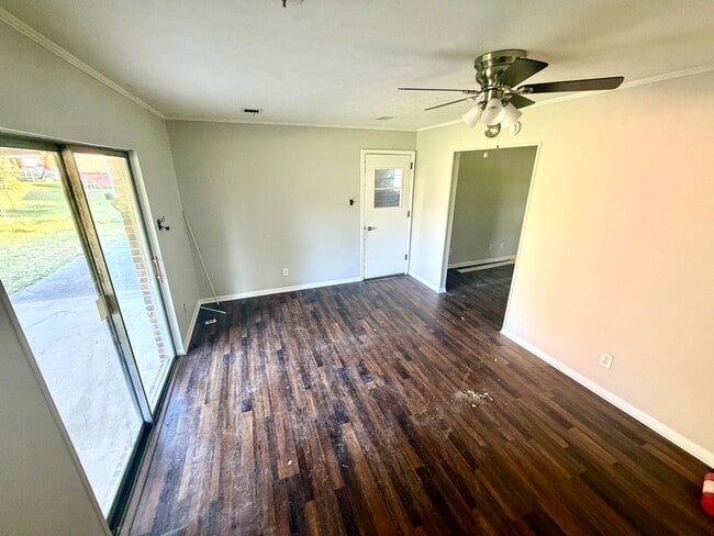 Building Photo - 7225 Deville Way