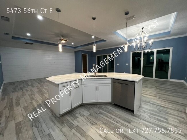 Building Photo - 5473 56th Ct E