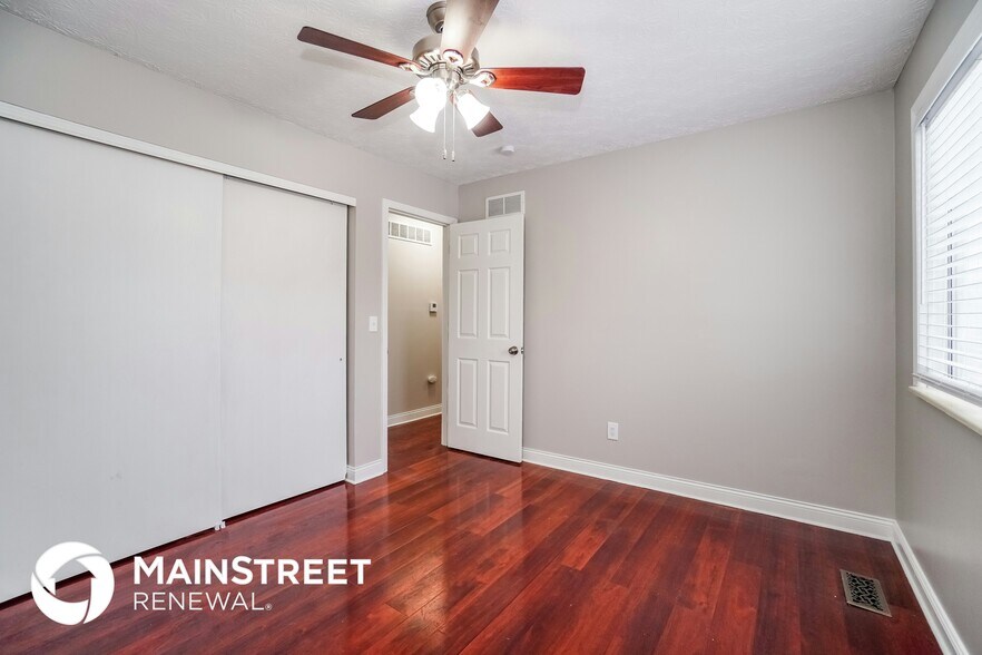 Building Photo - 1676 Laramie Dr