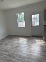 Building Photo - 1800 Grandview Ave