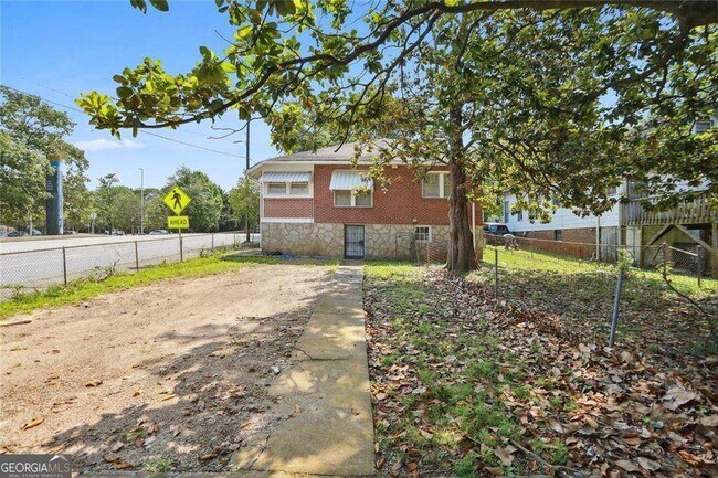 Building Photo - 203 Winter Ave