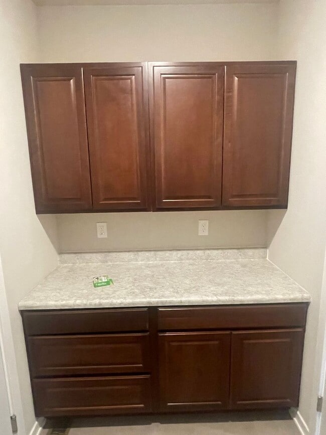 Building Photo - Spacious recently built home just west of Waukee!