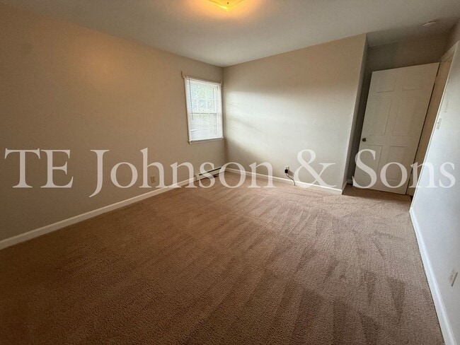Building Photo - 2722 Winslow Ln