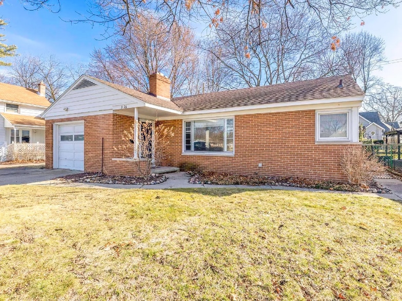 Building Photo - 3126 Gratiot Ave