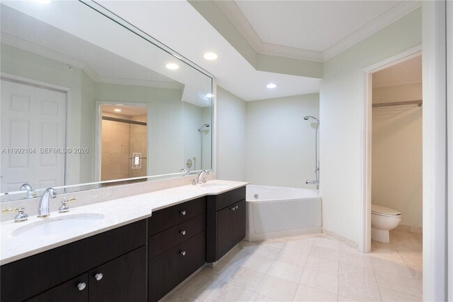 Building Photo - 3370 NE 190th St