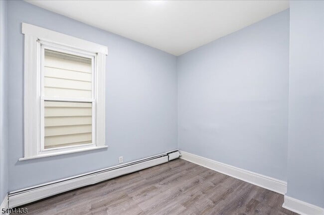 Building Photo - 102 Highland Ave