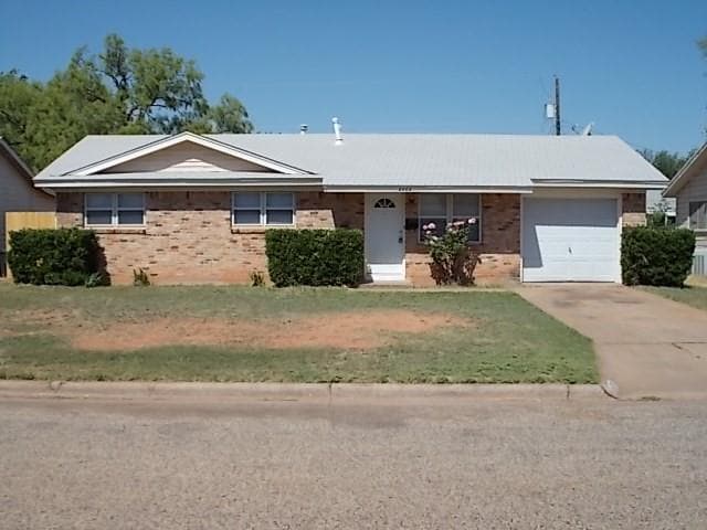 Primary Photo - 2002 Bel Air Dr