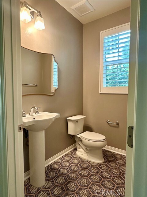 Building Photo - 111 Island Coral